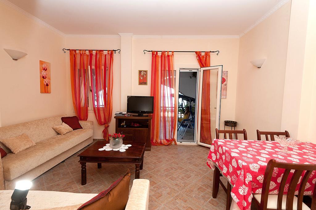 Sweet Memories Beach Houses Месонґі Екстер'єр фото
