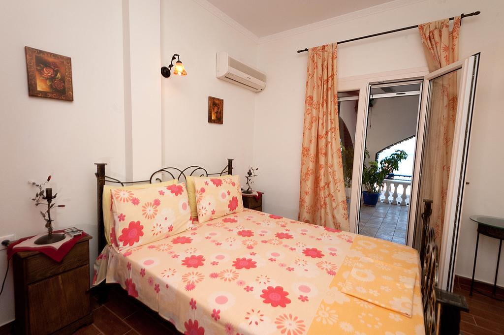 Sweet Memories Beach Houses Месонґі Екстер'єр фото