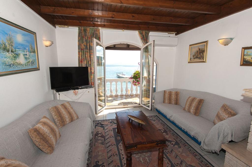 Sweet Memories Beach Houses Месонґі Екстер'єр фото